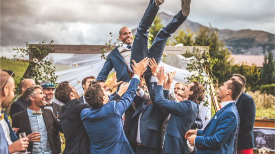 Lancé du marié avec les copains